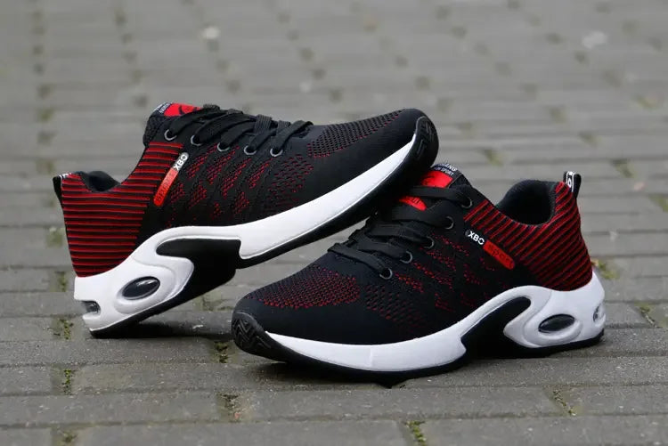 New Men Running Shoes,black Fashion Sports Shoes, Outdoor Breathable Wear-resistant Mesh Health and Leisure Travel Walking Shoes