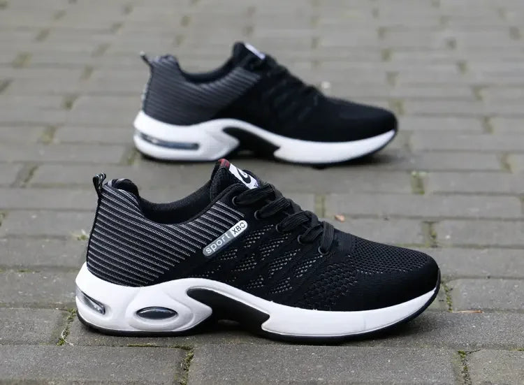 New Men Running Shoes,black Fashion Sports Shoes, Outdoor Breathable Wear-resistant Mesh Health and Leisure Travel Walking Shoes